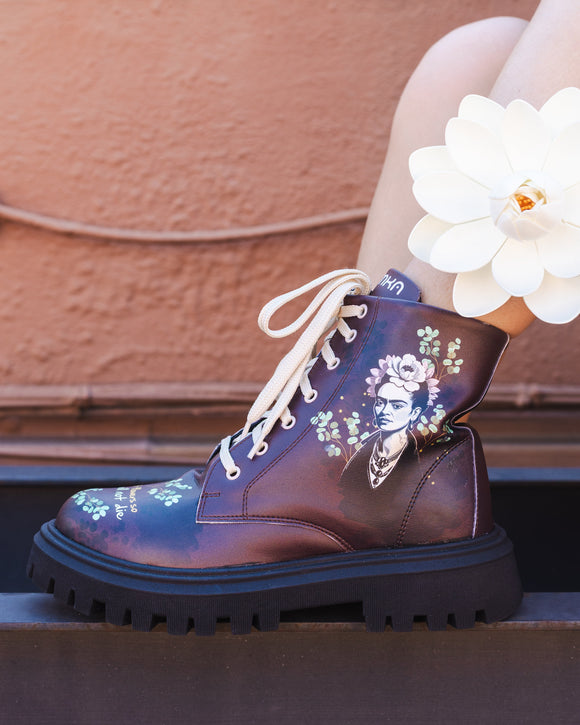 mumka-Calzado-mujer-Botas de Frida Kahlo Granate
